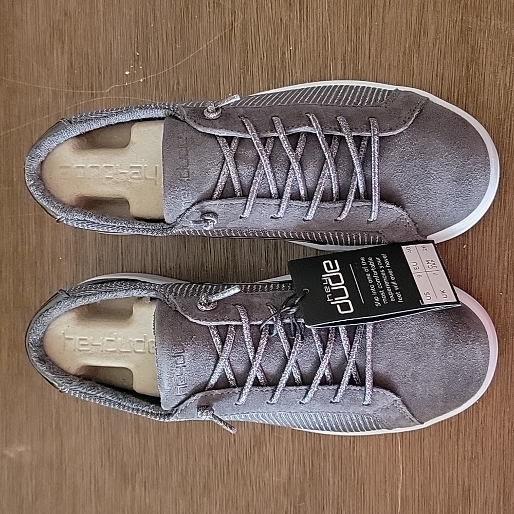 NEW Hey Dude soft swade Sneaker in Sparkling Carbon size 9